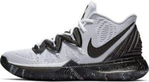 Should Basketball Shoes be Tight: Kyrie 5