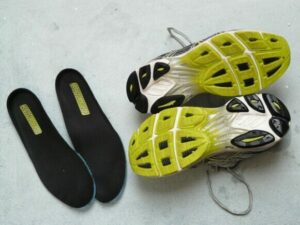 How to Clean Basketball Shoes: Laces & Insole