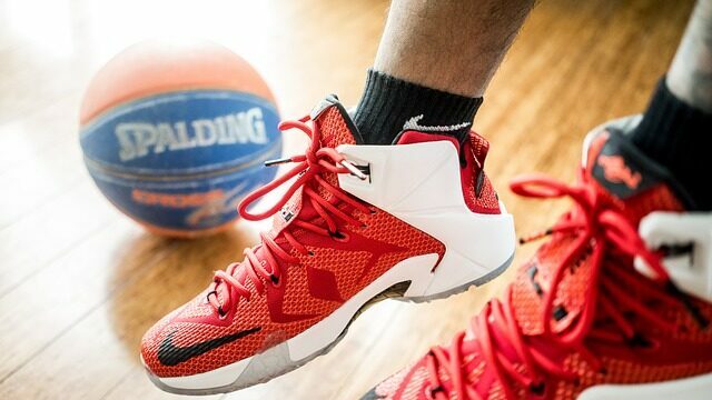 Best Basketball Shoes for Wide Feet: Feet