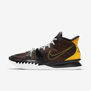Kyrie 7 Review: Side 1